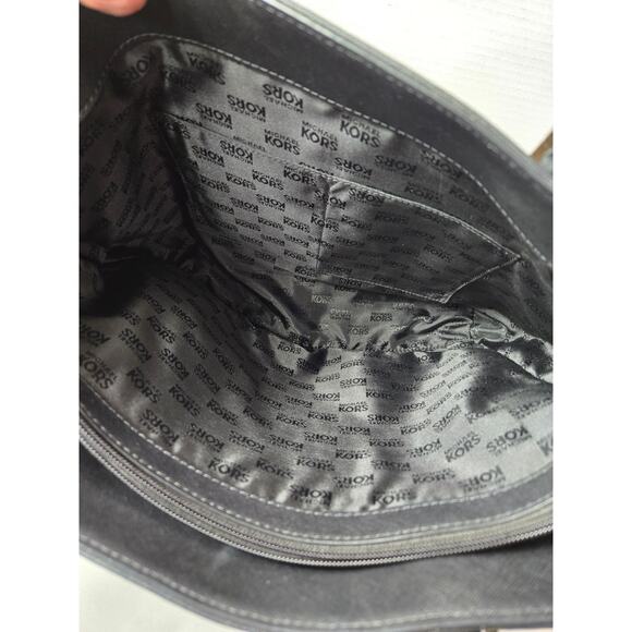 Michael Kors Black Jet Set Purse Large Patent Leather Pocket Minimalist Tote - Picture 8 of 11